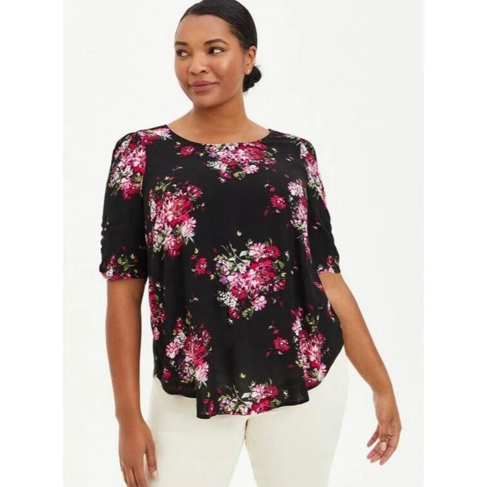 Torrid Crepe Ruched Sleeve Blouse Size 0 Floral Print Crew Neck Casual Top‎